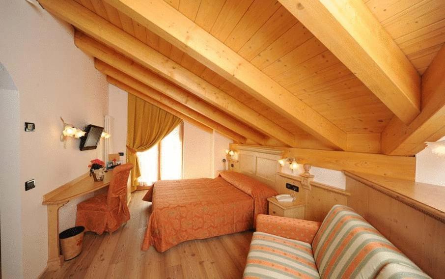 Residence Garni Il Giglio Commezzadura Pokoj fotografie