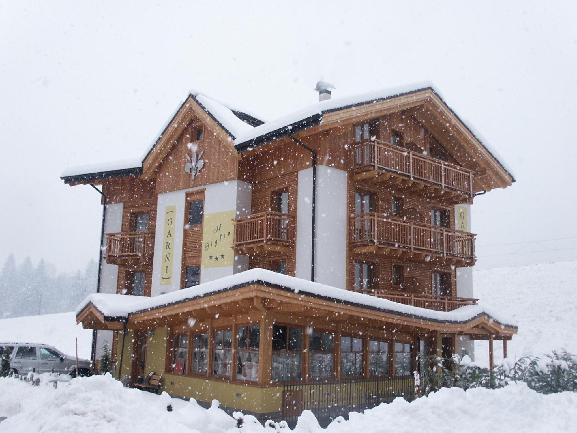 Residence Garni Il Giglio Commezzadura Exteriér fotografie
