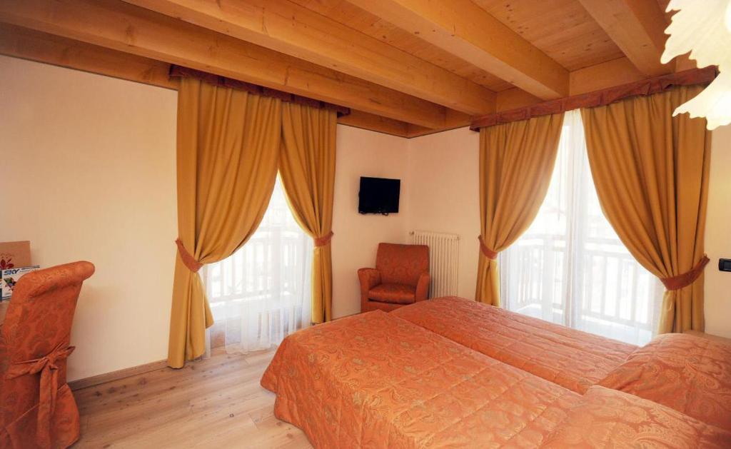 Residence Garni Il Giglio Commezzadura Pokoj fotografie